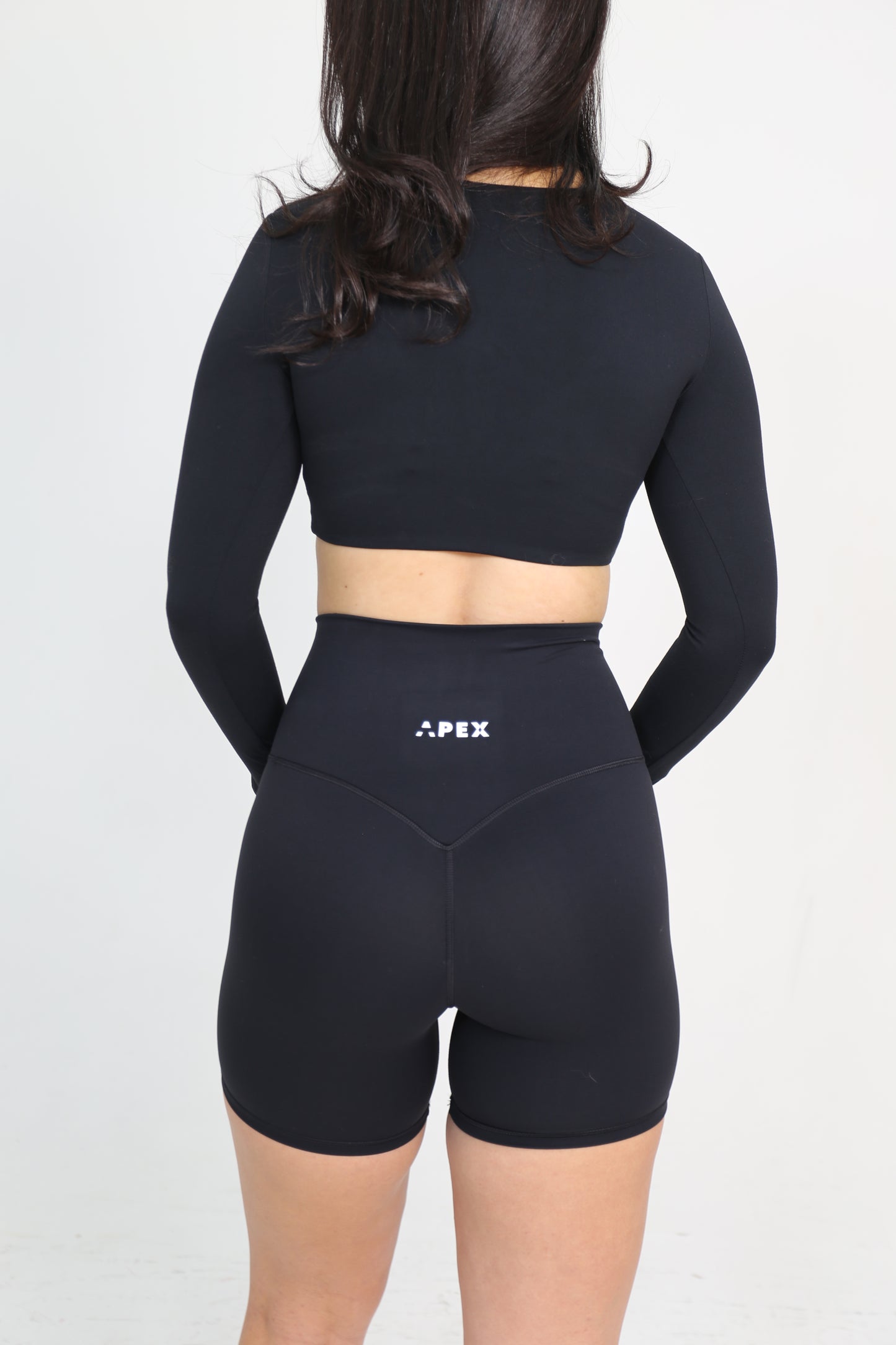 AIVA SHORTS - OBSIDIAN