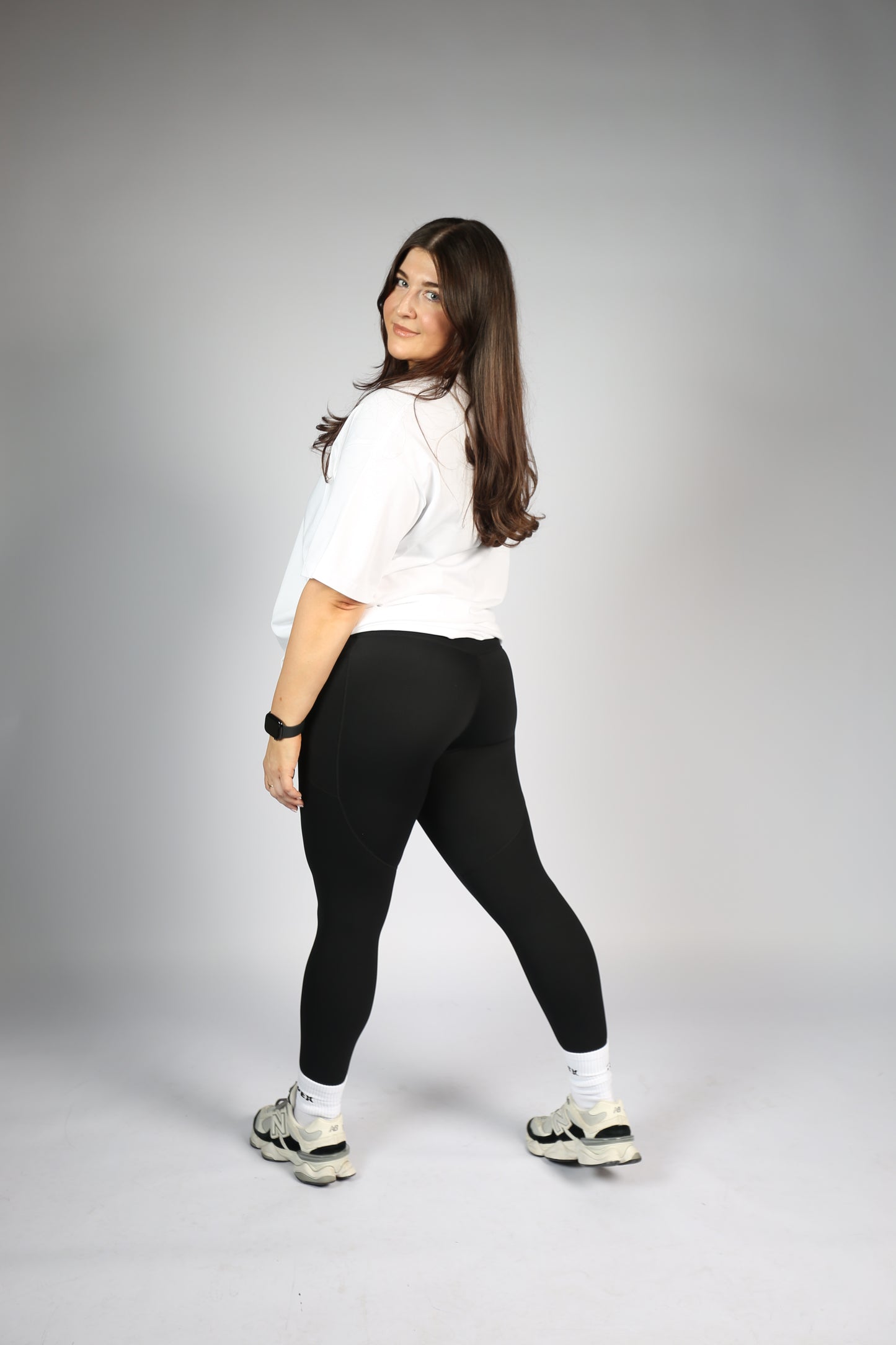LIMITLESS LEGGINGS (POCKETS) - OBSIDIAN