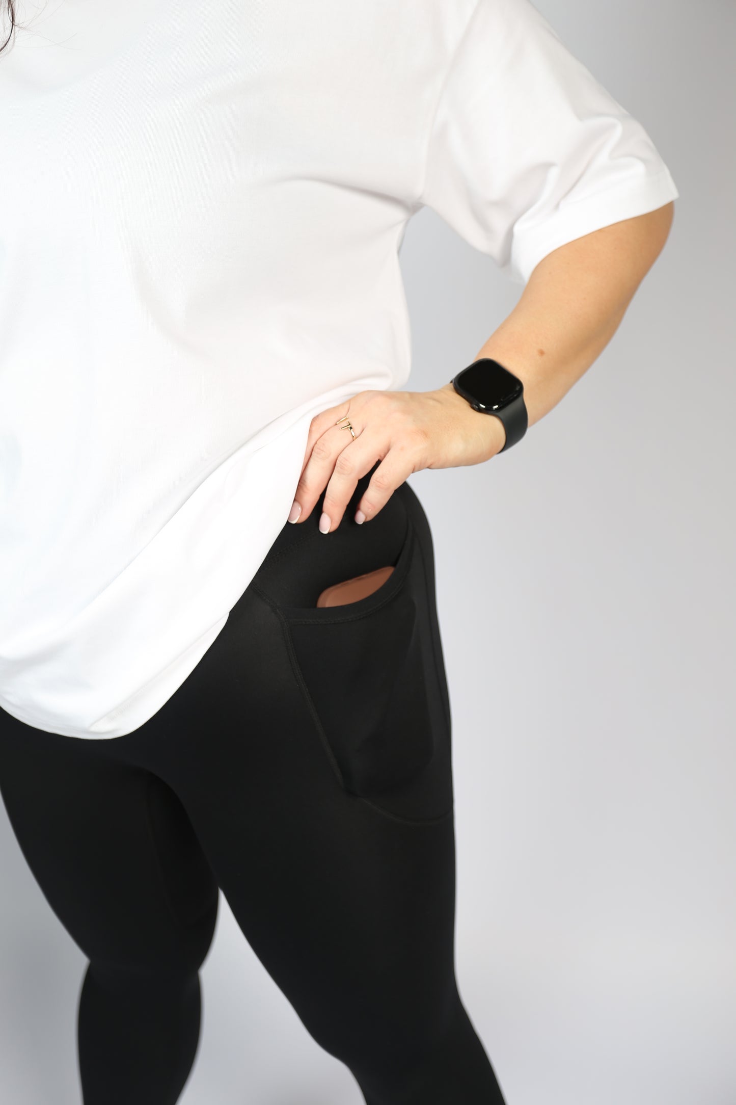 LIMITLESS LEGGINGS (POCKETS) - OBSIDIAN